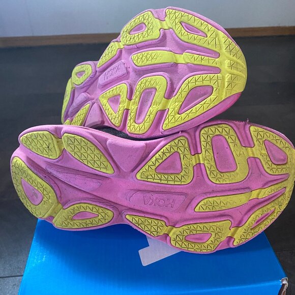 Women's Hoka Bondi 8 Castlerock/Strawberry Mesh Size 6 EUC - Picture 8 of 8